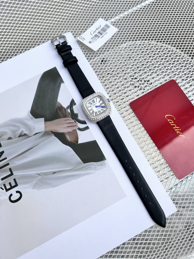 白 金 年最新款 热卖爆款 卡地亚-Coussin系列 Coussin De Cartier 腕表 小号表款 进口石英机芯 原版开模 精钢表壳 别致表冠经典优雅